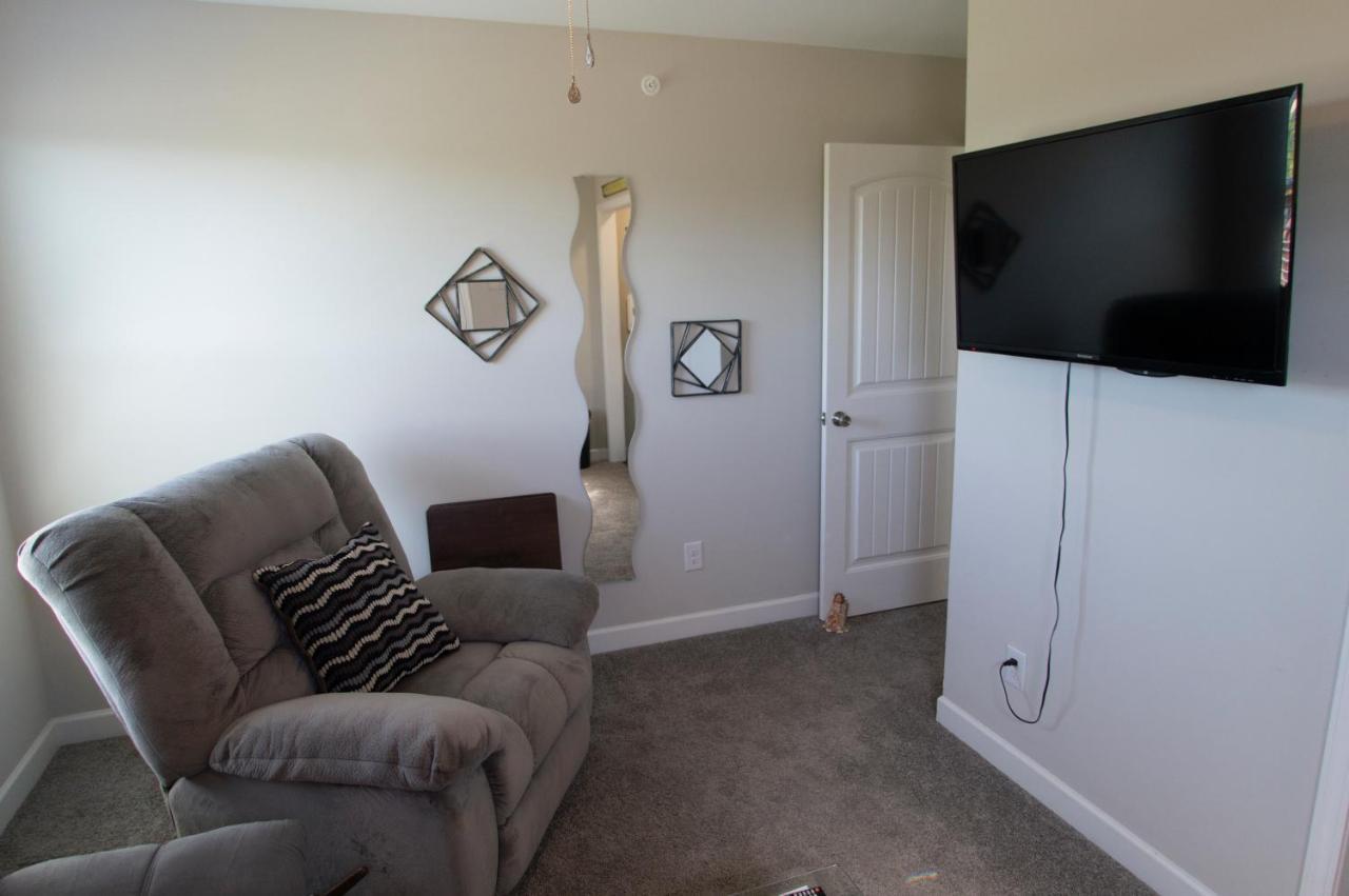 Ashland City Great Little Guest Suite With Private Entry & Deck! Pet Friendly & 30 Mins To Nashville! מראה חיצוני תמונה
