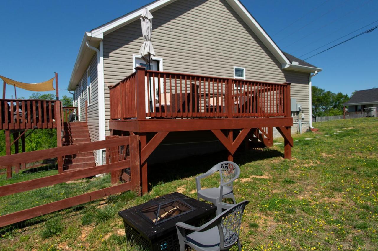 Ashland City Great Little Guest Suite With Private Entry & Deck! Pet Friendly & 30 Mins To Nashville! מראה חיצוני תמונה
